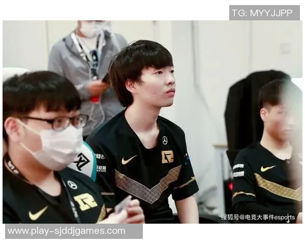 esports最新数据V5在世界大师赛中的实力表现分析与未来展望